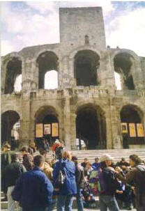 Arles Arena gruppo (L)